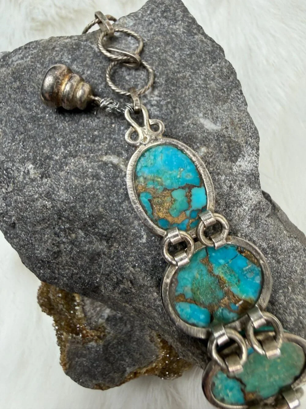 Sterling Silver & Oval Turquoise Stone Link Bracelet Toggle & Magnetic Clasp